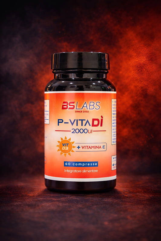 Bslabs Vitamina D3 2000 UI and Vitamina E supplement in 60 tablets, showing the supplement bottle with tablets inside.
