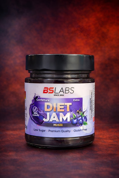 Low sugar diet jam by BSLABS, a natural confettura extra with no added sugars, shown in a jar with fresh fruit.